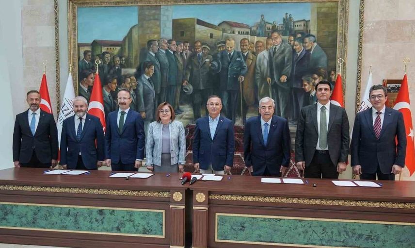 Abdulkadir Konukoğlu Kur’an Kursu için protokol imzaları atıldı