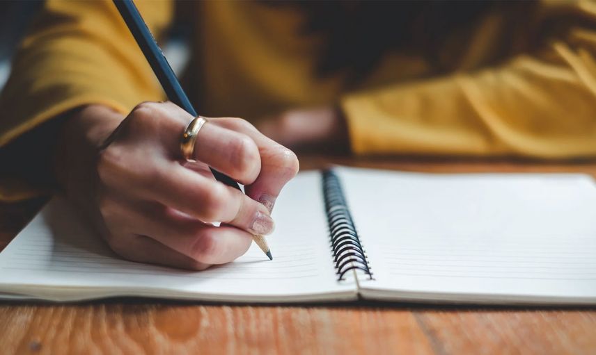 Absürt mü Absürd mü, Nasıl Yazılır?