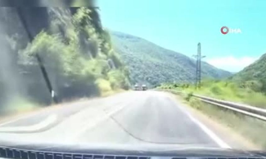 Karabük-Yenice yolu üzerinde hatalı sollama yapan sürücülere toplam 45 bin lira ceza