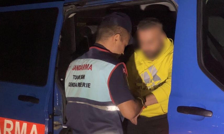 Alkollü sürücü polisin 'dur' ihtarına uymadı, 40 kilometre boyunca kaçtı