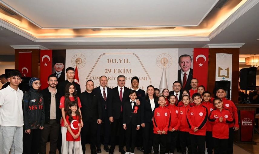Cumhuriyet Bayramı'nın 103. yılı Erzurum'da coşkuyla kutlandı
