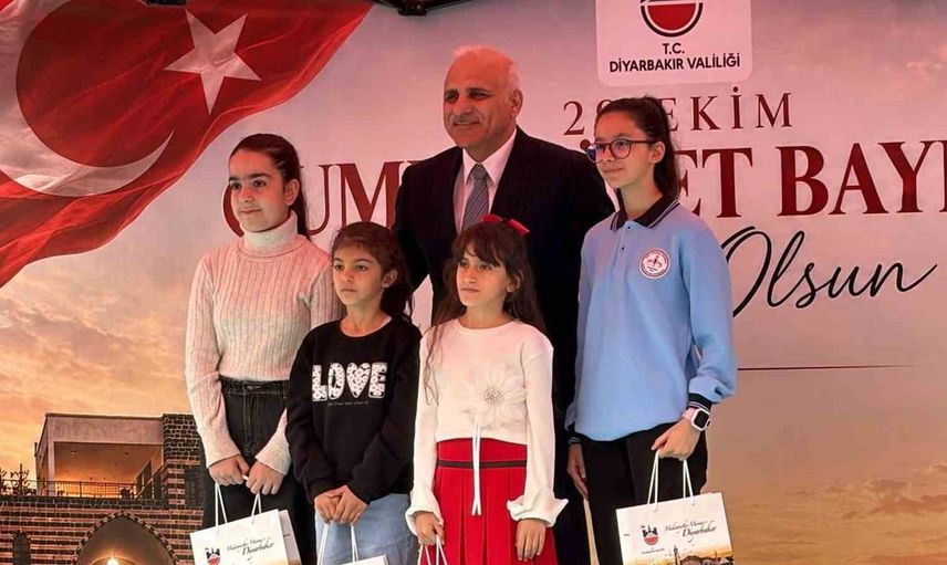 Diyarbakır'da cumhuriyetin 103. yılı coşkuyla kutlandı