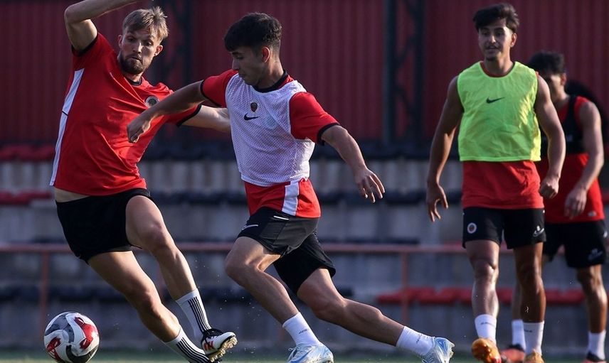 Adama Traore Gençlerbirliği'nde İlk Antrenmanına Çıktı