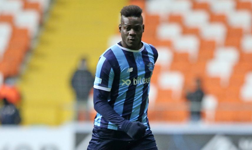Adana Demirspor'un yıldızı Mario Balotelli Lionel Messi ve Cristiano Ronaldo ile aynı yeteneklere sahip olduğunu söyledi