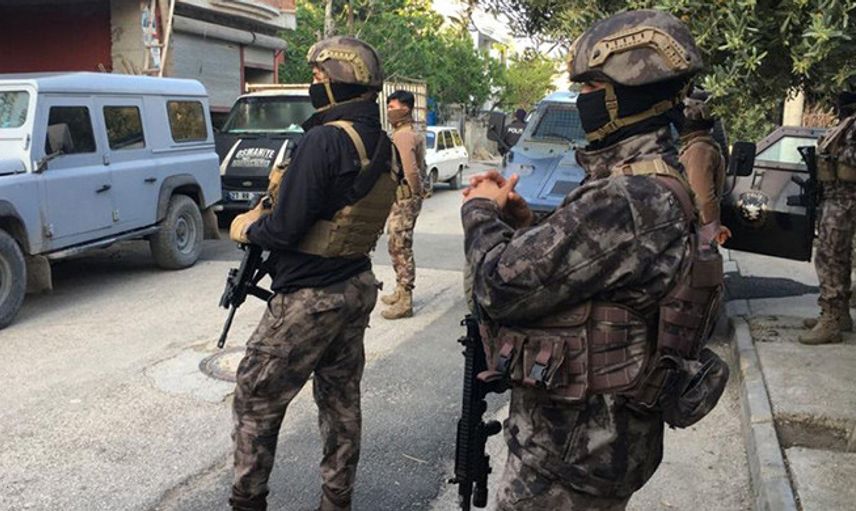 Adana’da 10 Terör Şüphelisi Gözaltına Alındı