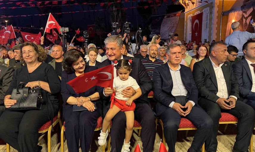 Adana’da 15 Temmuz'un 10. yılında demokrasi nöbeti tutuldu