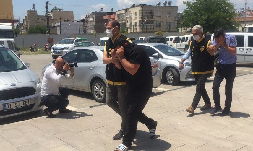 Adana’da FETÖ Tehdidiyle 150 Bin Lirasını Dolandırıcılara Kaptırdı