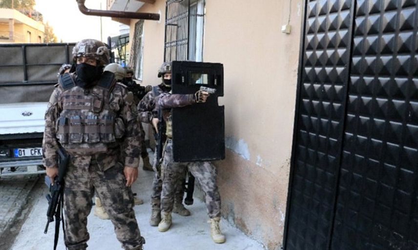 Adana'da PKK/KCK Operasyonunda 10 Kişi Gözaltına Alındı