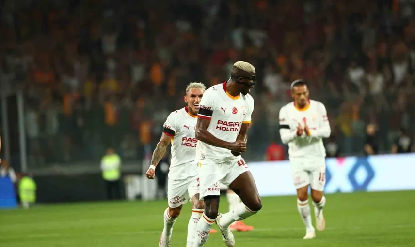 Galatasaray, Başakşehir karşısında ilk yarıyı önde kapattı
