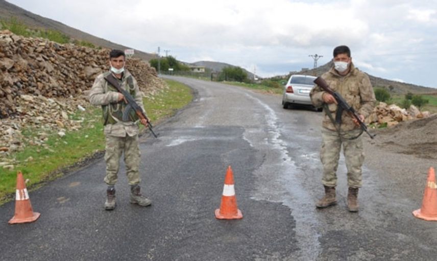 Adıyaman'da Bir Köy Koronavirüs Nedeniyle Karantinaya Alındı