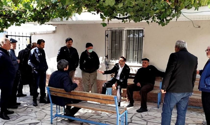 Uşak'ta tarımsal buluşmalar ile üreticilerin sorunları dinleniyor