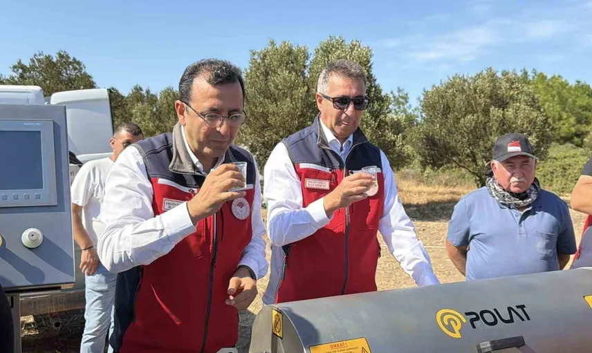 Bozcaada'da tarihi zeytinyağı üretimi gerçekleştirilerek yeni bir sayfa açıldı