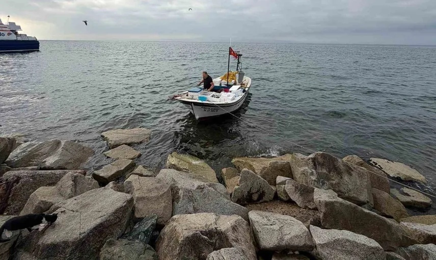 Yalova'da tatilciler balık kuyruğuna giriyor