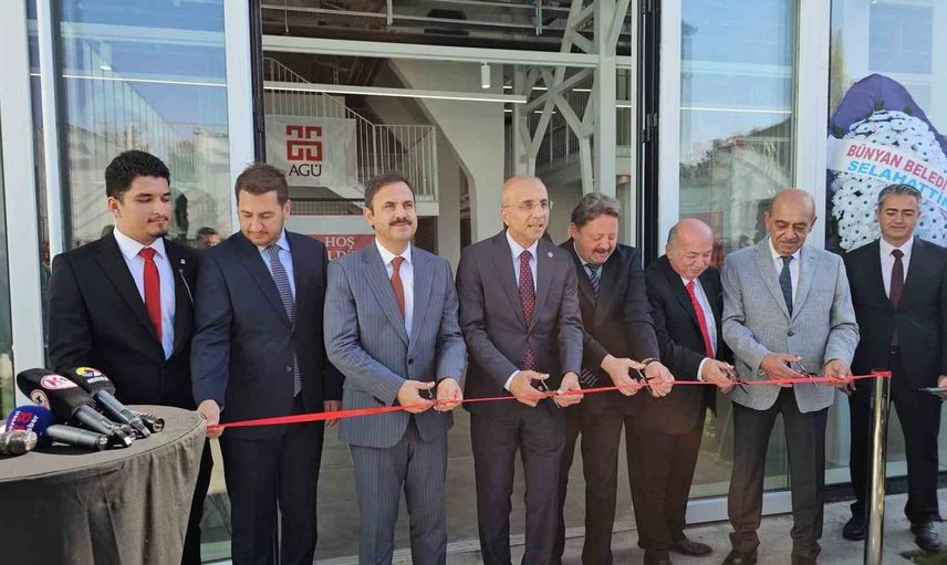 Kayseri'deki üniversite öğrencisinden tarihi sergi: 103 yılın hikayesi