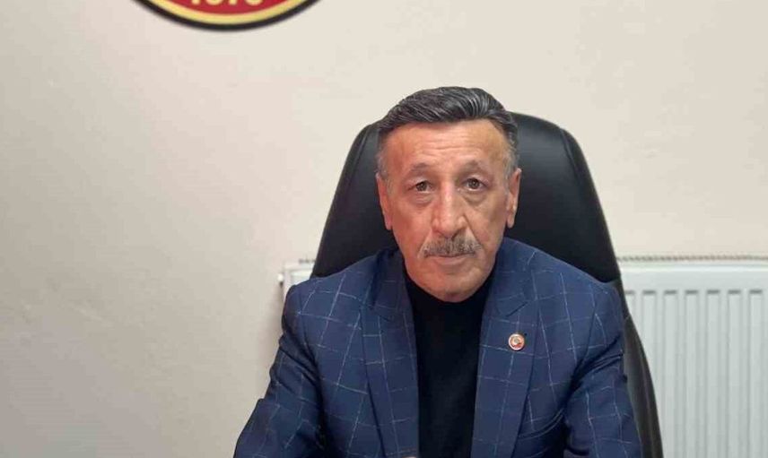 Emekliler intibak yasası istiyor