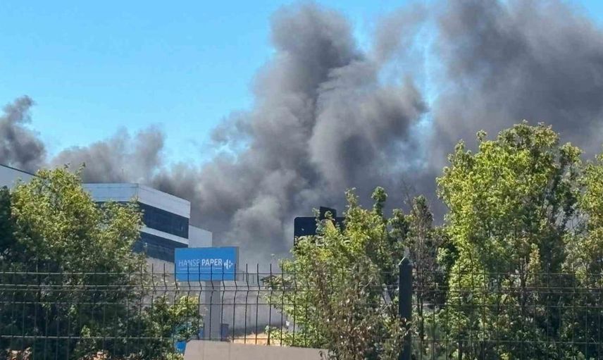Akyurt'taki market deposunda yangın paniği: 4 kişi hastaneye kaldırıldı