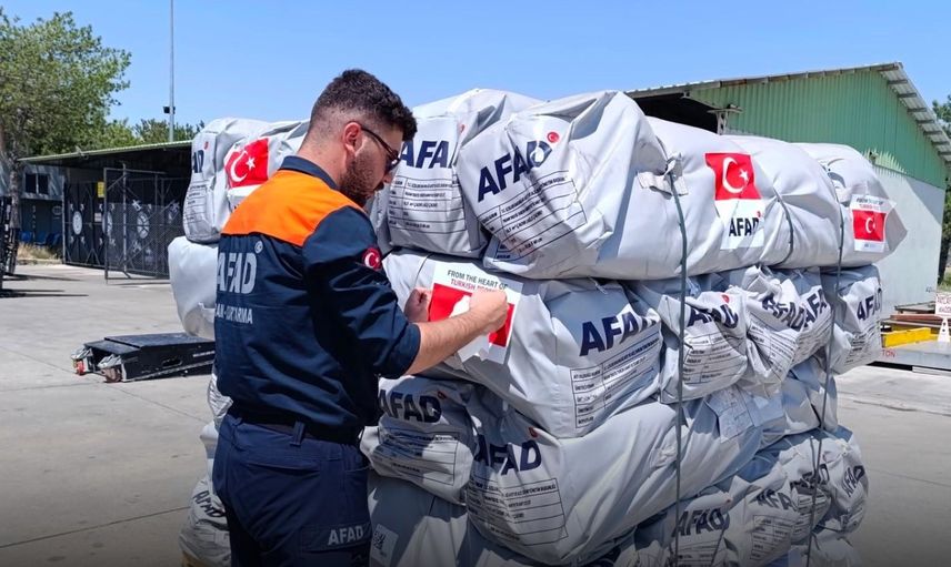 AFAD duyurdu: Türkiye, depremle sarsılan Venezuela'ya 30 ton insani yardım malzemesi gönderdi