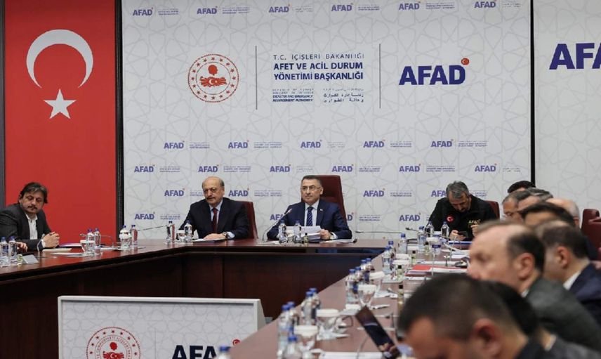 AFAD Merkezi'nde kritik toplantı: Risk değerlendirmeleri ve çalışmalar üzerinde duruldu