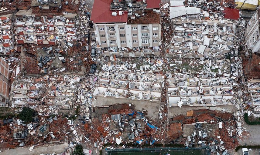 AFAD’dan açıklama geldi: Türkiye’yi yasa boğan depremde hayatını kaybedenlerin sayısı 42 bini geçti