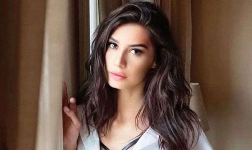 Afara konuğu Burcu Kıratlı’nın hayatı ve biyografisi