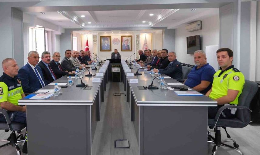 Karaman'da trafik güvenliği için yeni önlemler konuşuldu