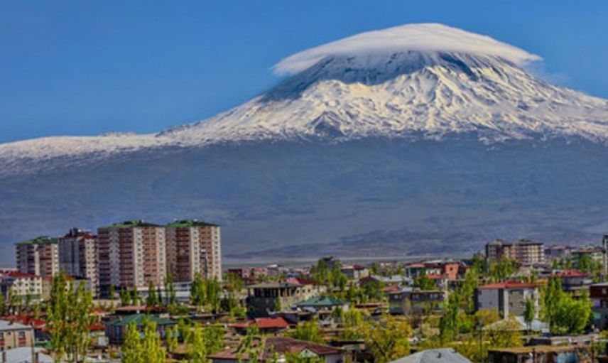 Ağrı Dağı Şapka Taktı