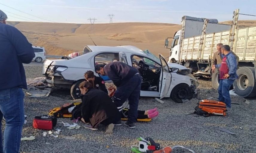 Ağrı’da facia kaza: Çok sayıda ölü ve yaralı var