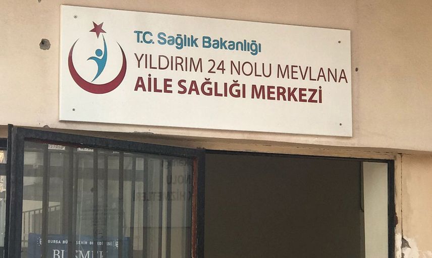 Aile Hekiminden Hastaya Sözlü ve Fiziksel Şiddet! Yüzüne Yumruk Attı 'Senin Ağzını Burnunu Kırarım'