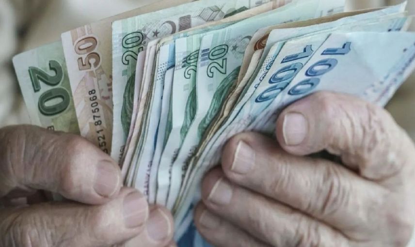 Aile ve Sosyal Hizmetler Bakanlığı duyurdu: Yaşlı ve engelli aylıkları hesaplara yatırıldı