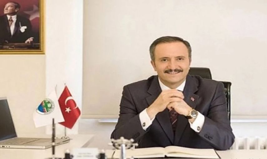AK Parti Küçükçekmece Belediye Başkan Adayı Aziz Yeniay'a suikast girişimi!
