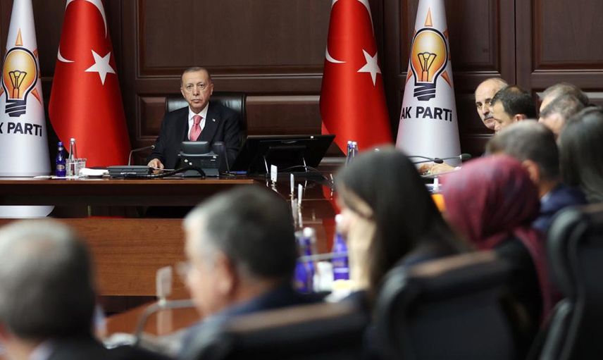 AK Parti'de MYK toplantısı sona erdi: Ömer Çelik'ten İsrail ve ekonomi açıklaması geldi