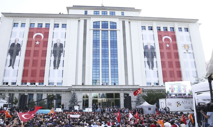 AK Parti’den yerel seçim analizi: Oy kaybı en yüksek olan şehirler incelenecek