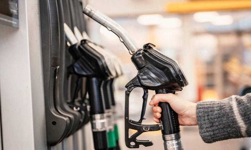 Akaryakıt fiyatları üzmeye devam ediyor: Motorine bir zam daha geliyor! 8 Ekim 2022 akaryakıt fiyatları