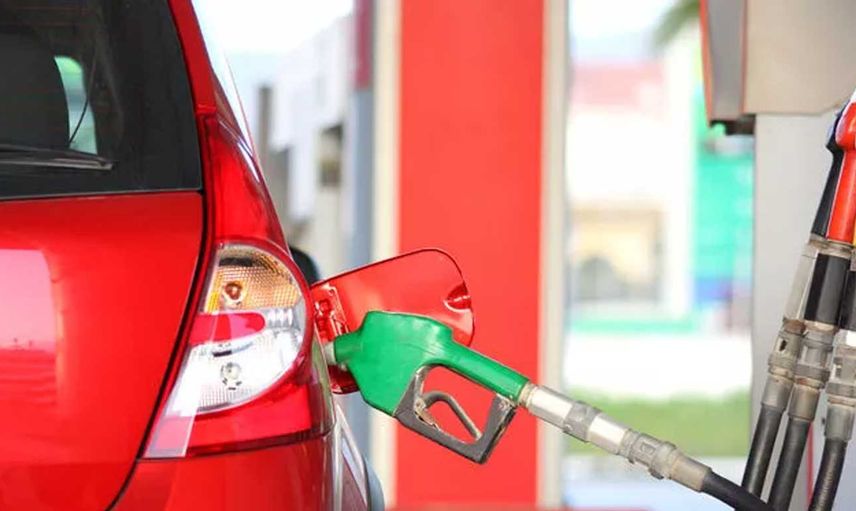 Akaryakıt fiyatlarına indirim gelecek mi? Araç sahipleri dikkat! Akaryakıt fiyatları için sevindirici haber geldi: Petrol yüzde 6 düştü