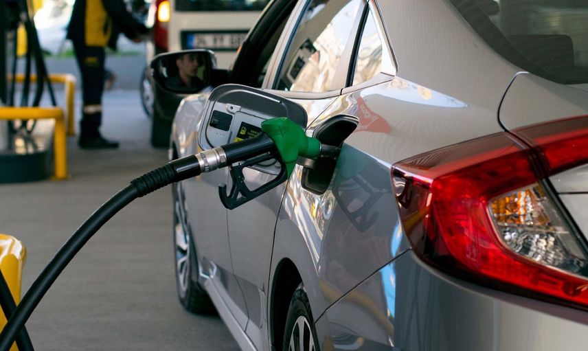 Akaryakıt fiyatlarından araç sahiplerini üzen haber: Benzine Salı günü zam geliyor
