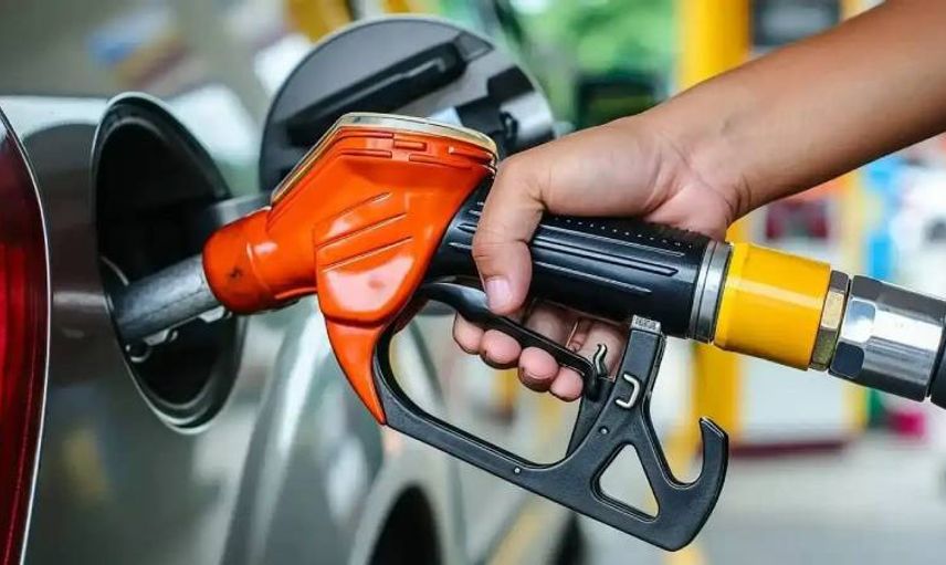 Akaryakıt istasyonlarında yeni dönem: Fiyat tabelalarına tek tip standart geliyor