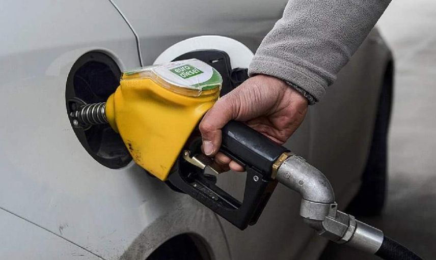 Akaryakıta bugün zam var mı? Benzin ve motorine indirim geldi mi? 24 Ocak Salı akaryakıt fiyatları