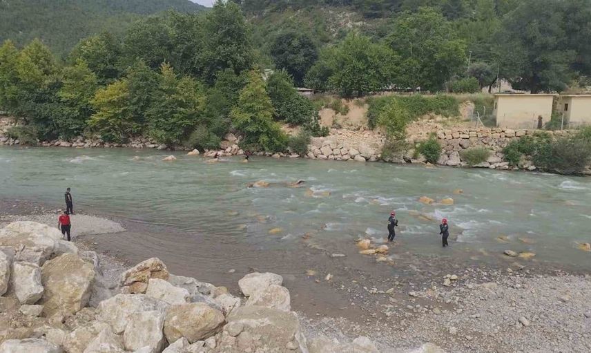 Alanya'da çayda kaybolan genci arama çalışmalarına yarın devam edilecek
