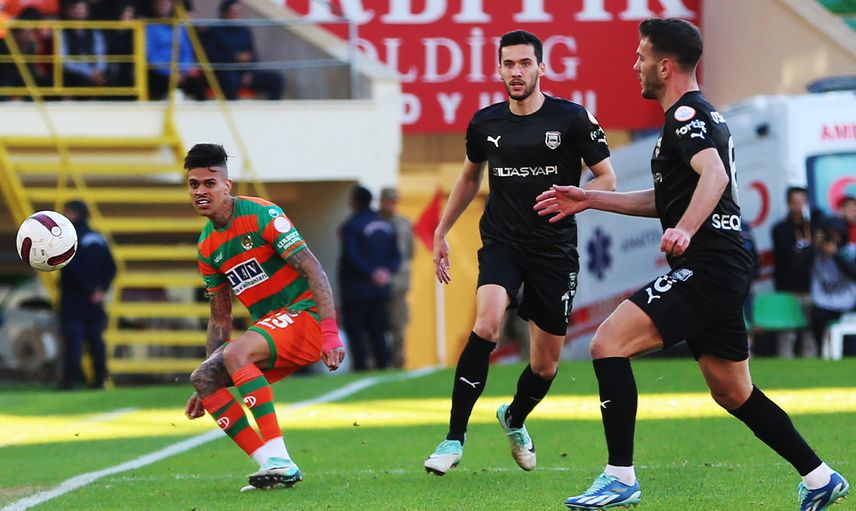 Alanya'da kazanan çıkmadı: Pendikspor yine yenilmedi