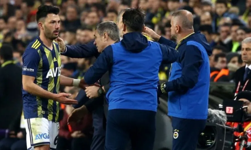Ali Ece'den Tolgay Arslan'a Flaş Sözler!