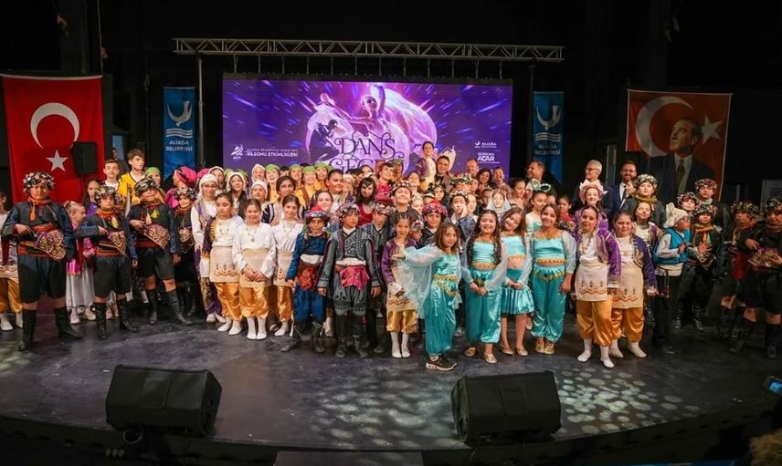 Aliağa'da Dans Gecesi Coşkusu