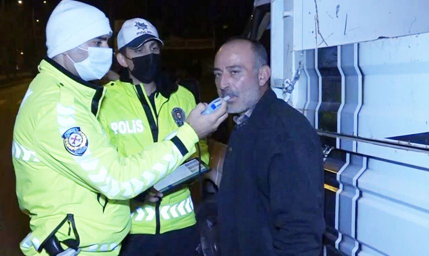 Alkollü Araç Kullanırken Yakalandı Suçlu Müşteri Dedi