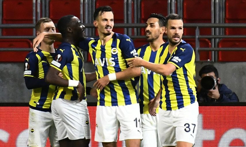 Alman ekibi Stuttgart, Fenerbahçe'den Mergim Berisha'yı transfer etmek istiyor!