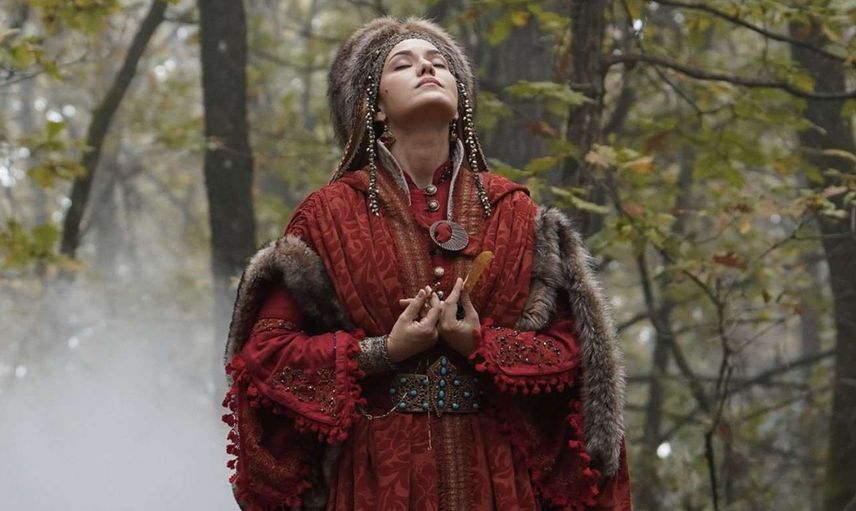 Alparslan Büyük Selçuklu Akça Hatun diziden ayrıldı mı, çıktı mı? Fahriye Evcen Alparslan Büyük Selçuklu Dizisinden neden ayrıldı?