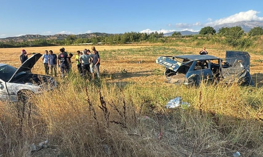Amasya'da Trafik Kazası: 5 Yaralı