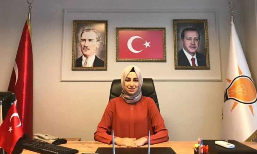 Amine Cansu Kaba kimdir, kaç yaşında? Amine Cansu Kaba Ak Parti'den neden istifa etti? İstifasını sosyal medyadan duyurdu