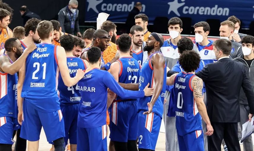 Anadolu Efes, Alba Berlin ile oynayacağı EuroLeague karşılaşmasına play-off katılımını garantilemek adına çıkıyor