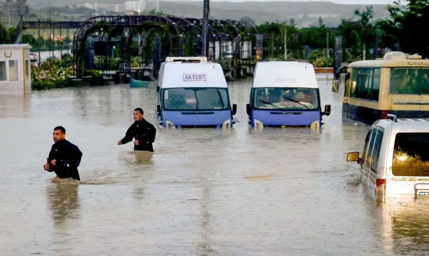 Ankara Akyurt'da son durum ne? Sağanak Akyurt'u vurdu: İş yerlerini su bastı