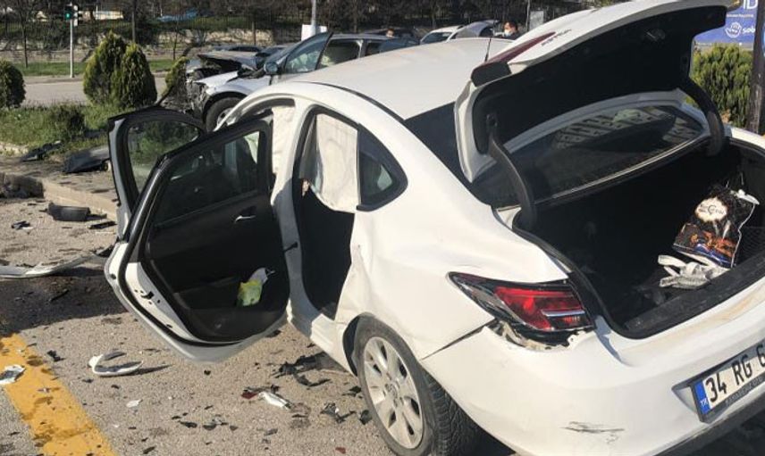 Ankara'da Feci Kaza: 3'ü Çocuk 7 Yaralı