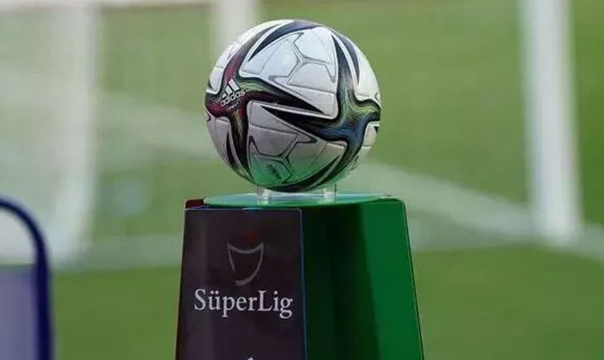 Ankaragücü ve Ümraniyespor Süper Lig'e yükselme başarısı gösterdi!